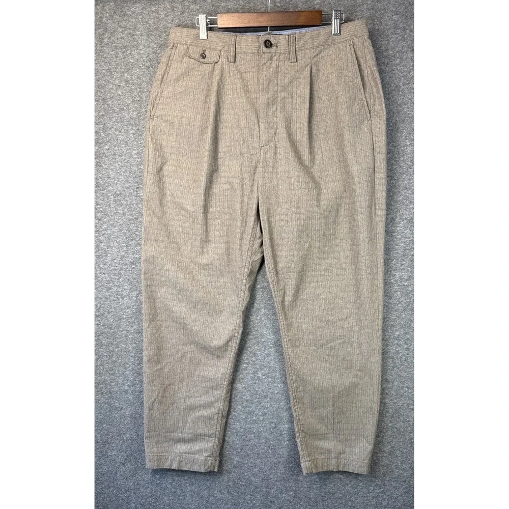 Banana Republic Relaxed Tapered Fit Pants‎ Mens 34x27 Altered Textured Gentleman